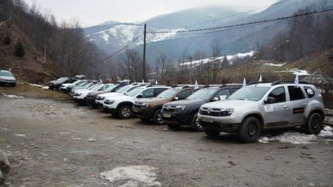 A patra întâlnire a proprietarilor de Dacia Duster